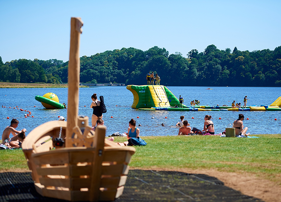 May'n Loisirs, plage et aire de jeux à la Haie-Traversaine